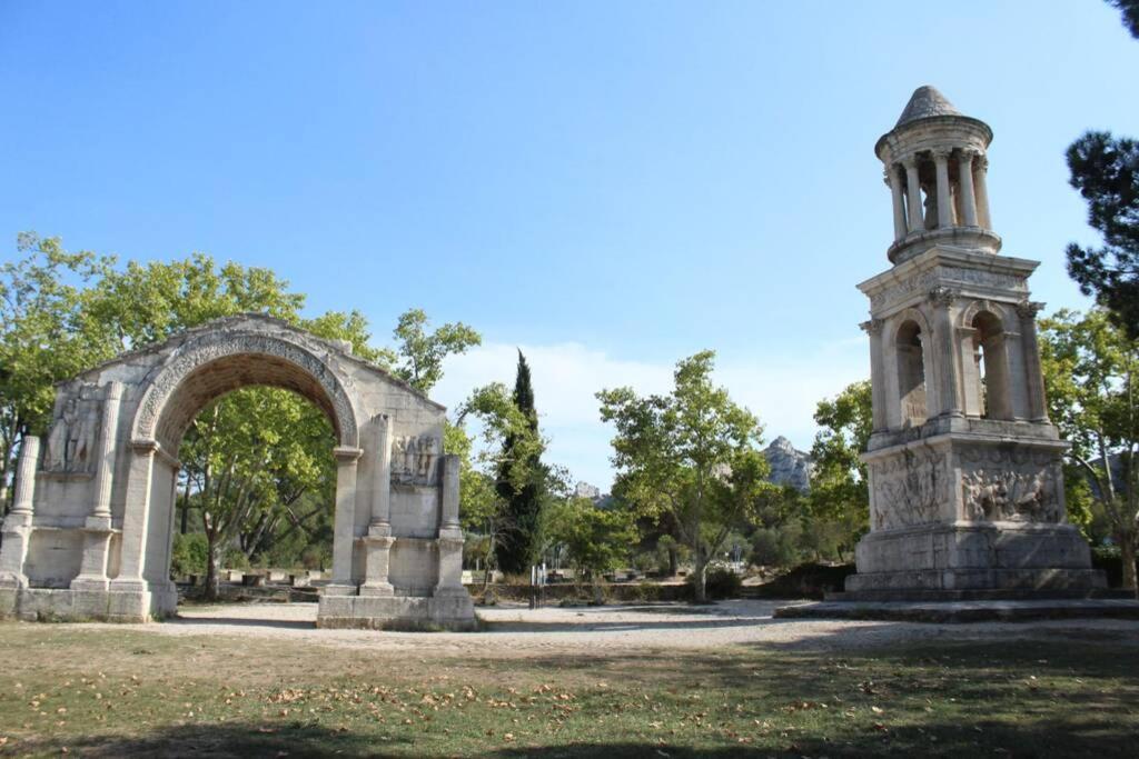 Le Mas De Lucien Entre Arles, Nimes, Avignon. 博凯尔 外观 照片